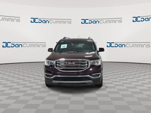 Used 2017 GMC Acadia SLT FWD image 3