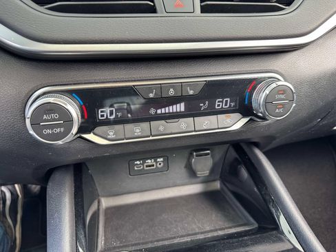 Used 2020 Nissan Altima 2.5 SV FWD image 33