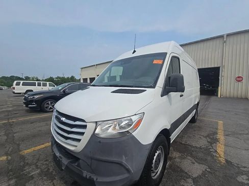 Used 2021 Freightliner Sprinter 2500 RWD image 1