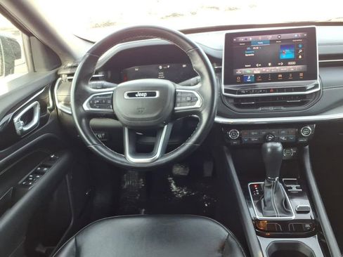 Used 2022 Jeep Compass High Altitude AWD/4WD image 12