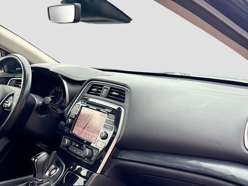 Used 2023 Nissan Maxima Platinum w/ Sport Mat Group FWD image 30