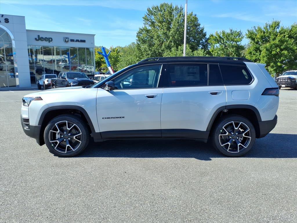 New 2026 Jeep Cherokee Overland w/ Trailer Tow Group AWD/4WD image 6