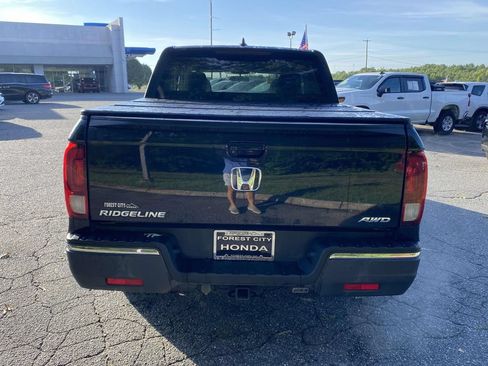 Certified 2018 Honda Ridgeline Sport image 4