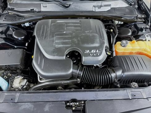 Used 2016 Dodge Challenger SXT RWD image 32