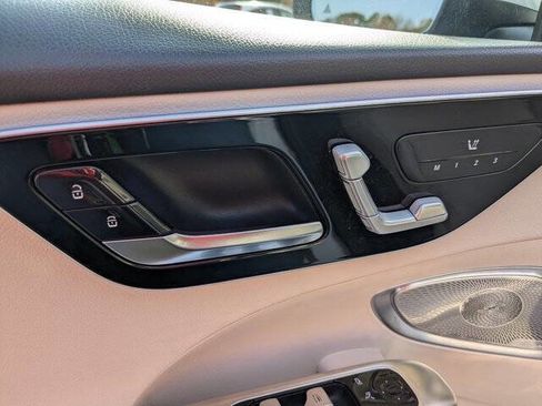 Used 2022 Mercedes-Benz C 300 4MATIC Sedan image 13