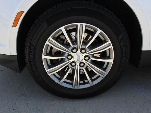 Used 2019 Cadillac XT5 Luxury AWD/4WD image 43