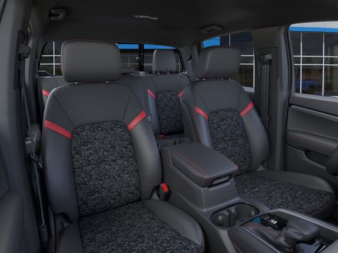 New 2025 Chevrolet Colorado Z71 image 17
