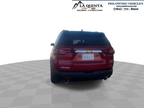 Used 2023 Chevrolet Traverse LT FWD image 7