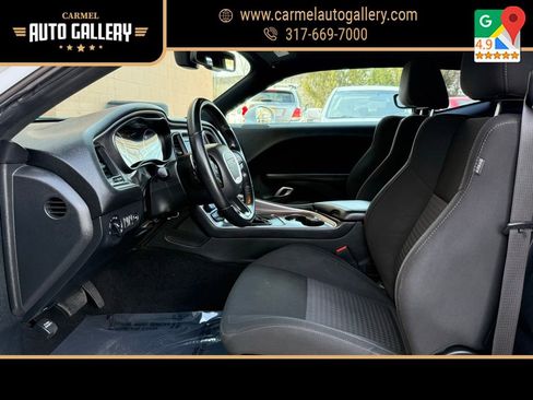 Used 2021 Dodge Challenger GT RWD image 9