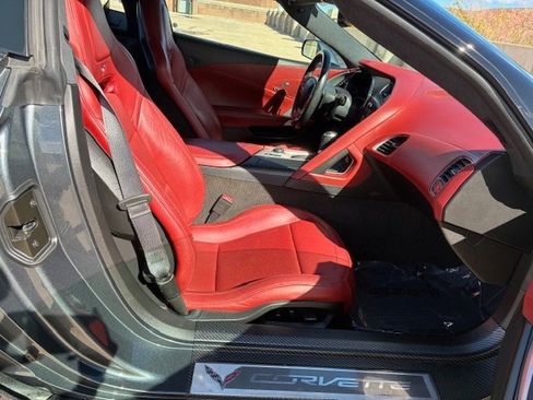 Used 2018 Chevrolet Corvette Grand Sport image 11