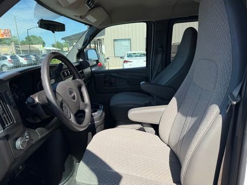 Used 2014 GMC Savana 3500 LT w/ LT Preferred Equipment Group RWD image 7