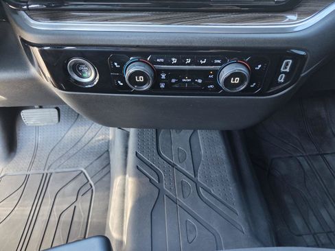 Used 2024 Chevrolet Silverado 1500 LT w/ Protection Package AWD/4WD image 27