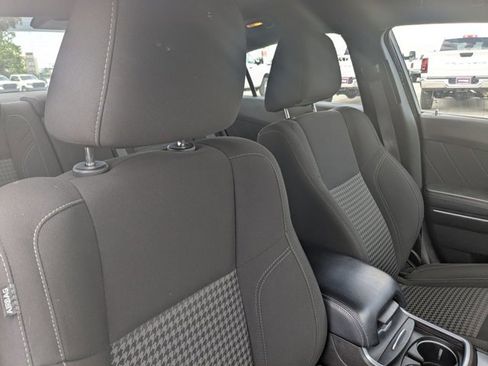 Used 2023 Dodge Charger SXT RWD image 19