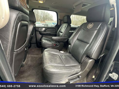 Used 2014 Cadillac Escalade ESV Platinum image 19