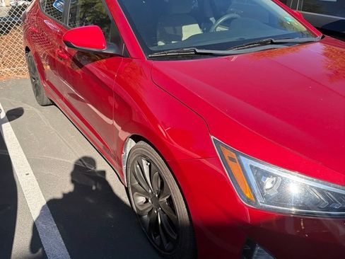 Used 2020 Hyundai Elantra SEL FWD image 3