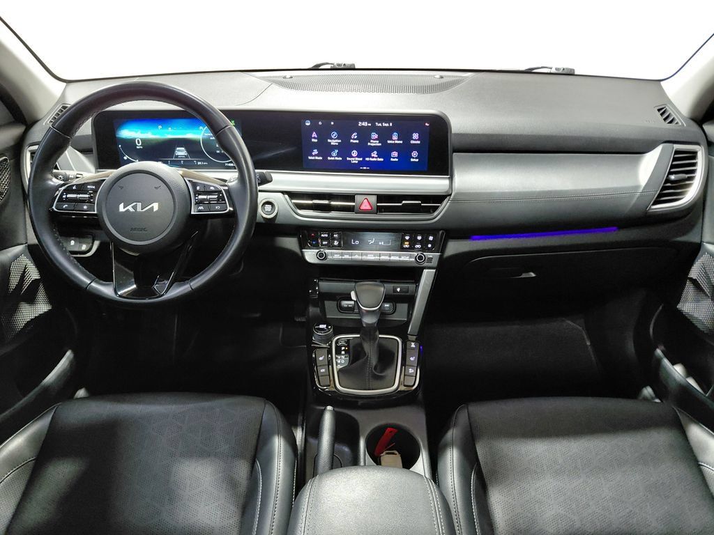 Used 2024 Kia Seltos EX AWD/4WD image 18