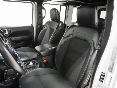 Certified 2023 Jeep Wrangler Sport image 10