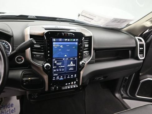 Used 2024 RAM 2500 Laramie AWD/4WD image 21