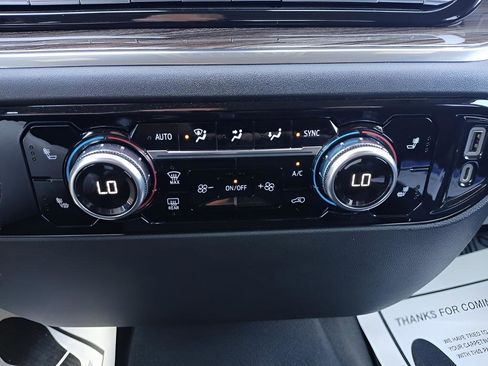 Used 2023 GMC Sierra 1500 Elevation AWD/4WD image 17