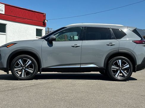 Used 2022 Nissan Rogue SL FWD image 7