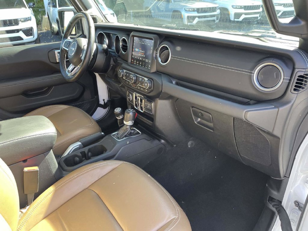 Certified 2023 Jeep Wrangler Unlimited Sahara w/ LED Lighting Group AWD/4WD image 14