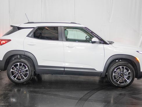 New 2026 Chevrolet TrailBlazer LT w/ Convenience Package image 4