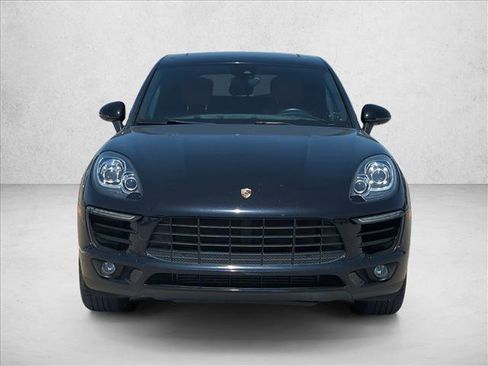Used 2017 Porsche Macan AWD/4WD image 2