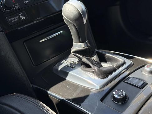 Used 2017 INFINITI QX70 AWD image 16