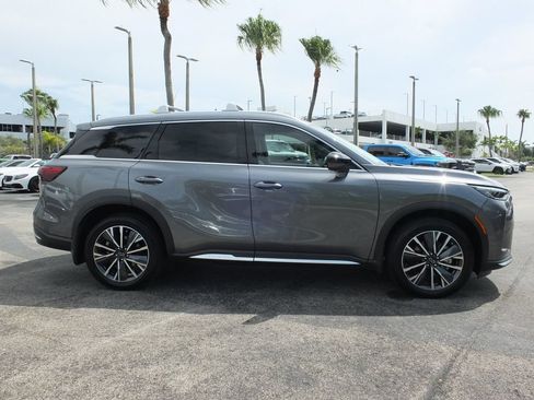 Used 2026 INFINITI QX60 Luxe w/ Cargo Package FWD image 8