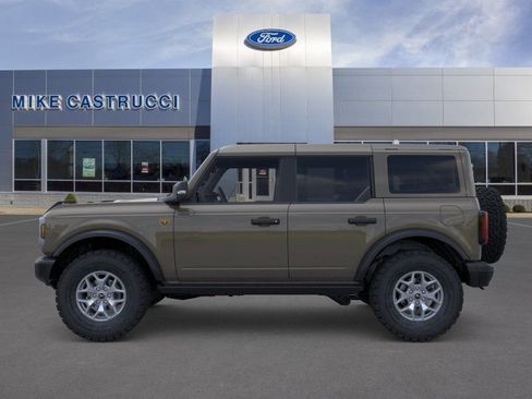 New 2025 Ford Bronco Badlands AWD/4WD image 3