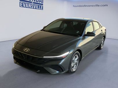 New 2026 Hyundai Elantra SE