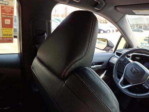 Used 2020 Toyota Corolla XSE FWD image 13