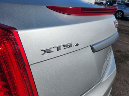 Used 2016 Cadillac XTS Luxury image 19