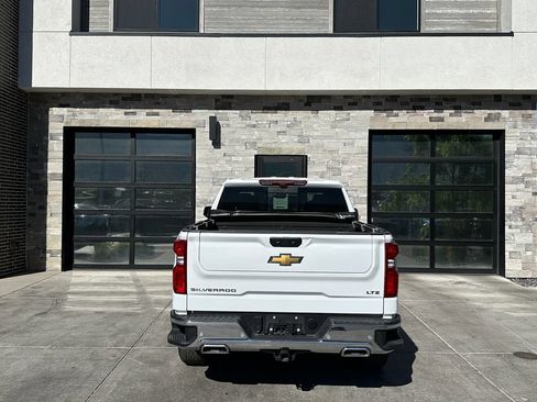 Used 2024 Chevrolet Silverado 1500 LTZ w/ LTZ Premium Package AWD/4WD image 4