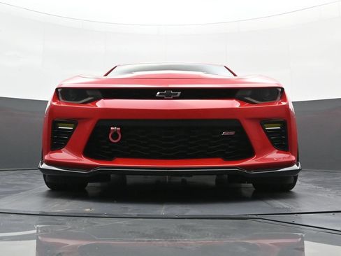 Used 2016 Chevrolet Camaro SS RWD image 21