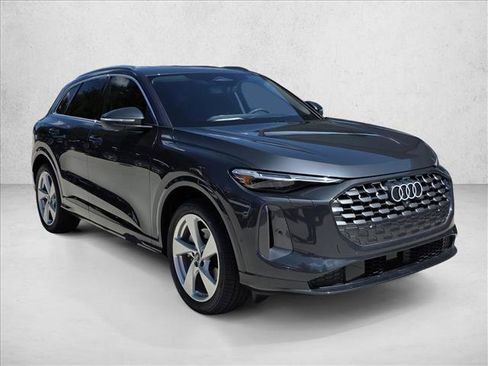 Used 2025 Audi Q5 Prestige AWD/4WD image 3