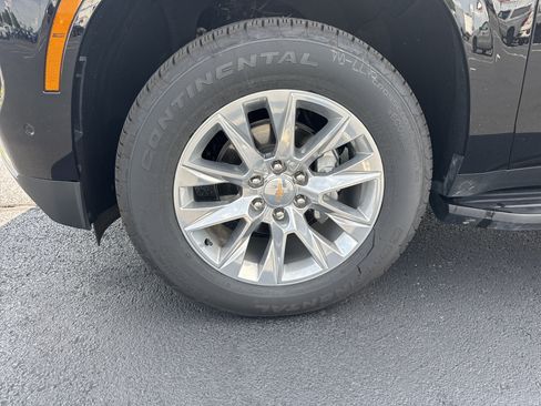 New 2026 Chevrolet Suburban Premier RWD image 29