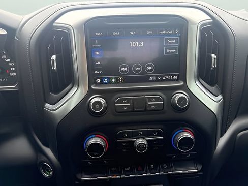 Used 2019 Chevrolet Silverado 1500 LT Trail Boss AWD/4WD image 9