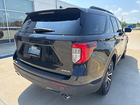 Used 2023 Ford Explorer ST-Line image 6