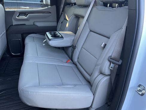 New 2026 GMC Sierra 1500 SLT w/ SLT Premium Package image 13