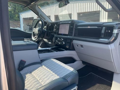 Used 2024 Ford F350 Limited w/ FX4 Off-Road Package AWD/4WD image 11