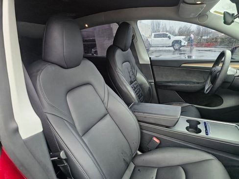 Used 2024 Tesla Model Y Long Range image 12