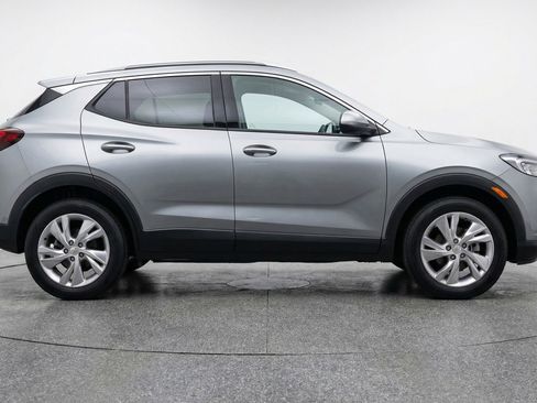 Used 2025 Buick Encore GX Preferred FWD image 11