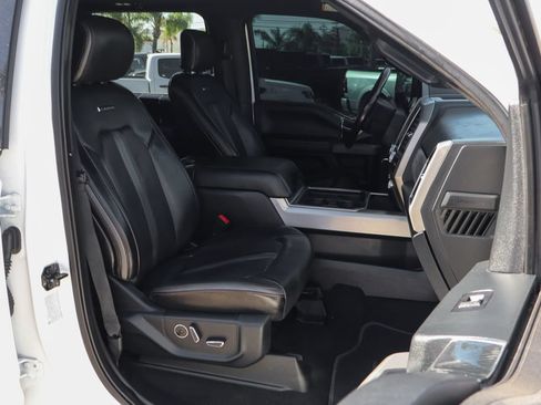 Used 2021 Ford F250 Platinum w/ FX4 Off-Road Package AWD/4WD image 57