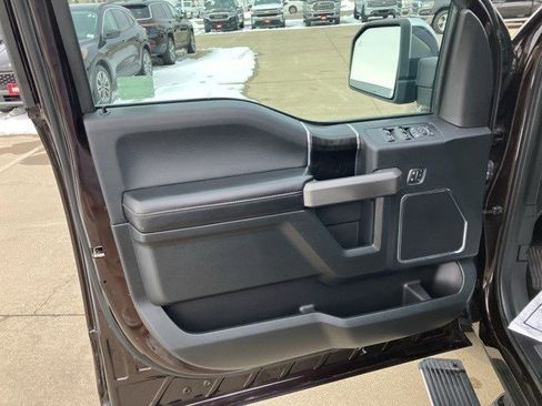 Used 2019 Ford F150 Platinum w/ Equipment Group 701A Luxury image 9