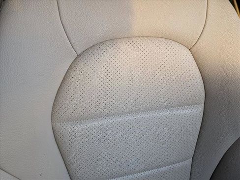 Used 2022 Mercedes-Benz GLC 300 GLC 300 image 19