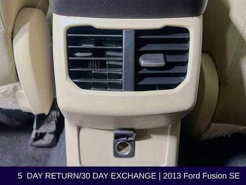 Used 2013 Ford Fusion SE FWD image 28