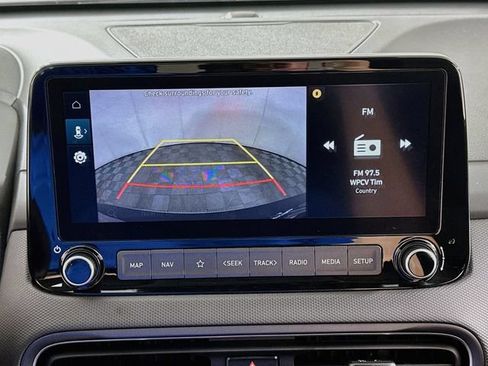 Used 2023 Hyundai Kona SEL w/ Convenience Package FWD image 17