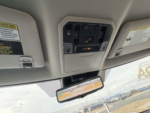 Used 2024 Toyota Tundra Limited image 24