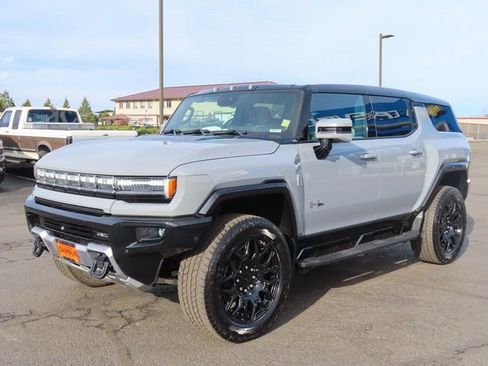 Used 2024 GMC Hummer EV 2X image 3